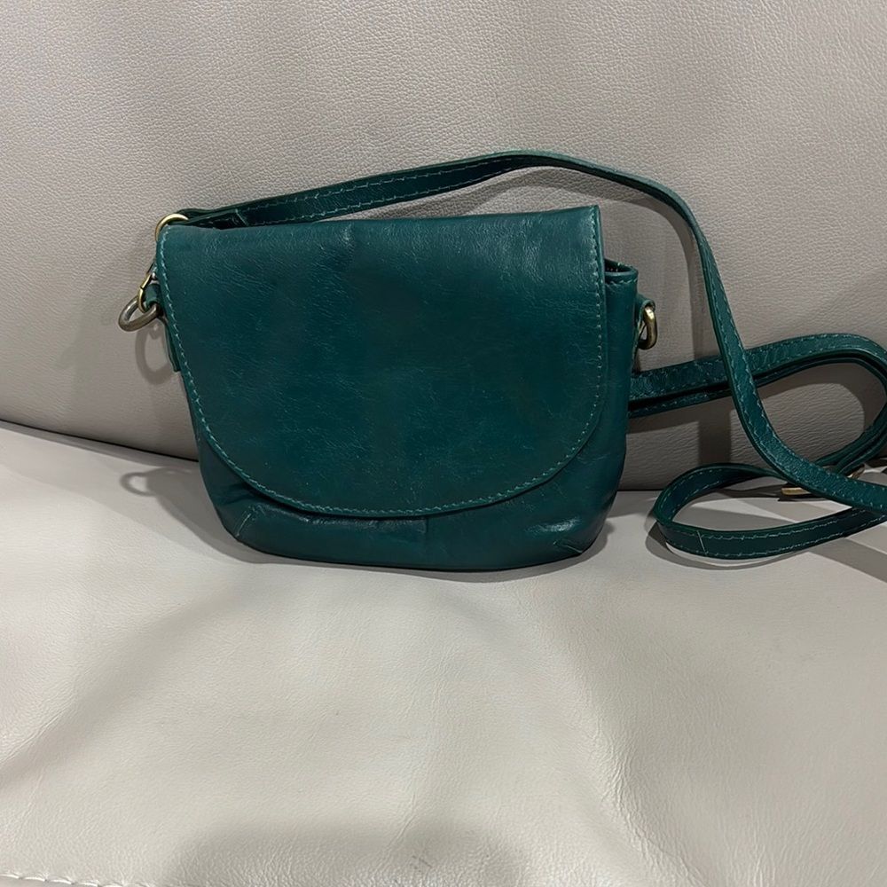 Litico Leather Green Crossbody Bag
